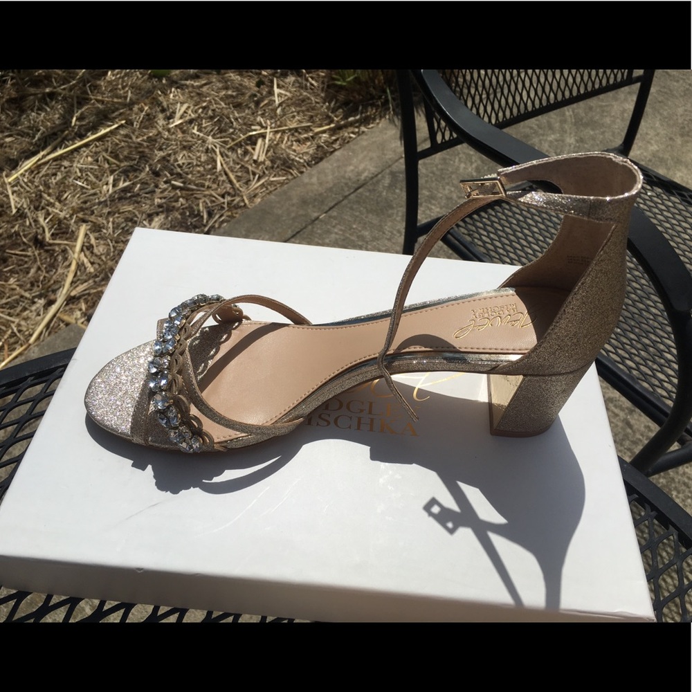 Badgley Mischka heals